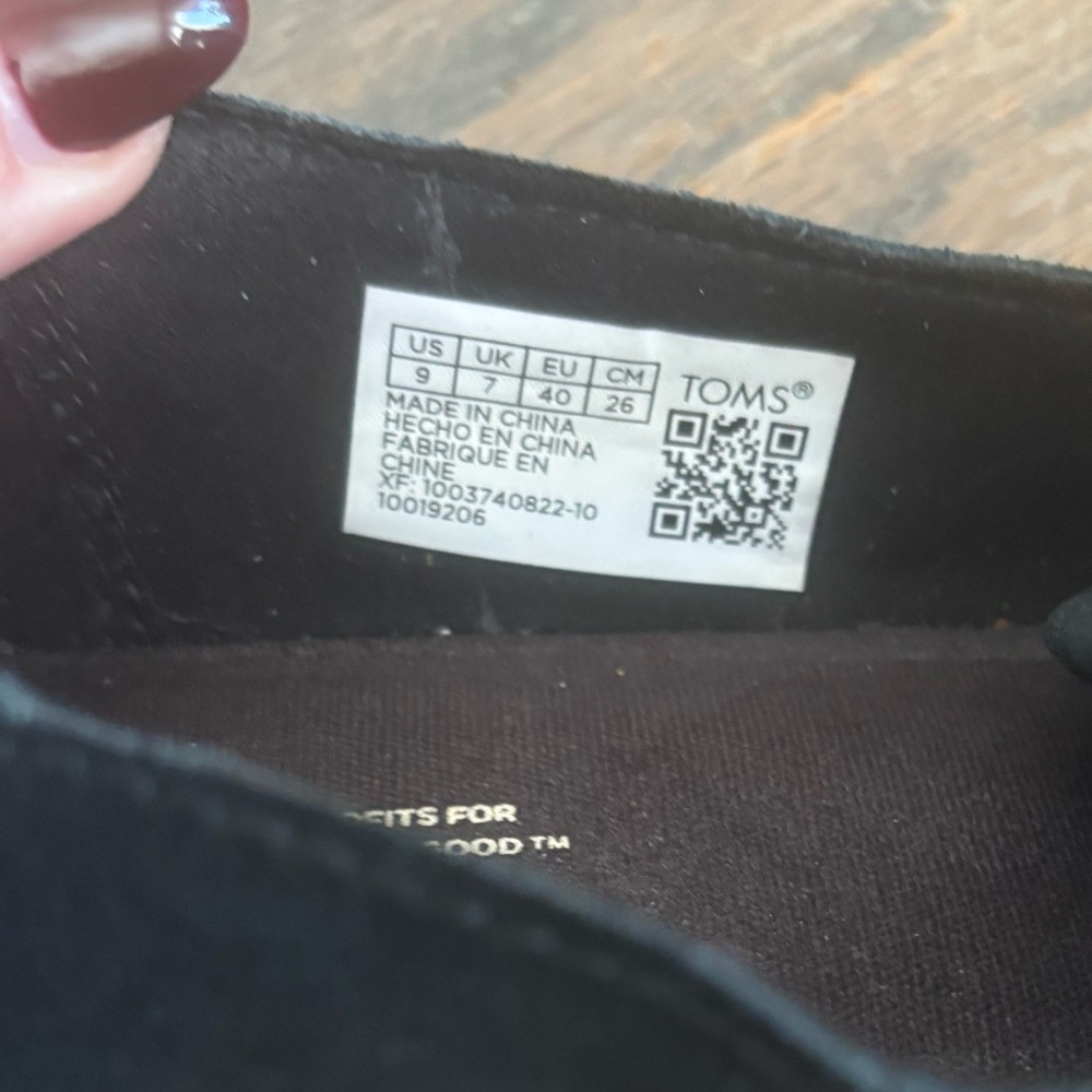 TOMS Women's Mallory Classic Black Suede Loafers Size 9 minimalist - Picture 5 of 6